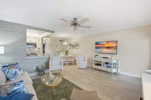 111 Shore Ct, North Palm Beach, FL 33408 - Photo 4