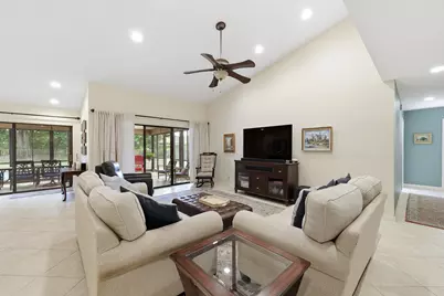 6750 Eastpointe Pines St Street, Palm Beach Gardens, FL 33418 - Photo 2