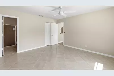 9774 Lancaster Place, Boca Raton, FL 33434 - Photo 14