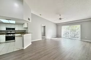 1100 Crestwood Ct S, Royal Palm Beach, FL 33411 - Photo 2