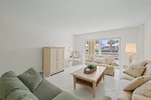 951 De Soto Rd, Boca Raton, FL 33432 - Photo 12