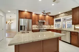 2610 SE Erickson Dr, Port Saint Lucie, FL 34984 - Photo 16