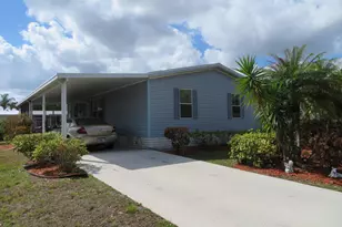 215 Old Key W Pl, Fort Pierce, FL 34982 - Photo 2