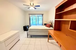 1004 Newcastle A, Boca Raton, FL 33434 - Photo 16