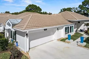 2253 NW Seagrass Dr, Palm City, FL 34990 - Photo 2