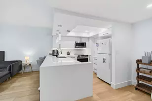 50 SW 3rd Ave, Boca Raton, FL 33432 - Photo 20