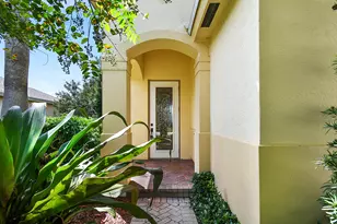 9902 E Verona Circle Circle, Vero Beach, FL 32966 - Photo 2