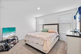 419 Salisbury Cir, Fort Pierce, FL 34982 - Photo 16