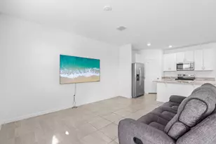 419 Salisbury Cir, Fort Pierce, FL 34982 - Photo 10