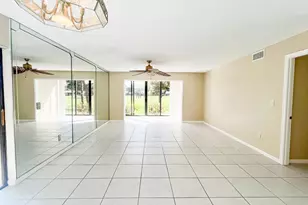21766 Cypress Dr, Boca Raton, FL 33433 - Photo 6