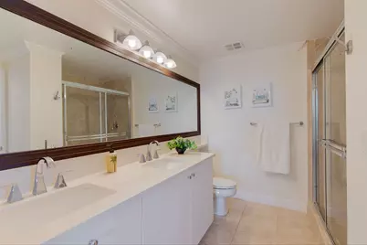 806 E Windward Way #524, Lantana, FL 33462 - Photo 10