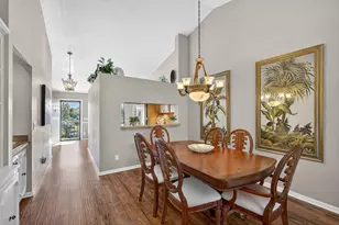 202 Pinecrest Cir, Jupiter, FL 33458 - Photo 12