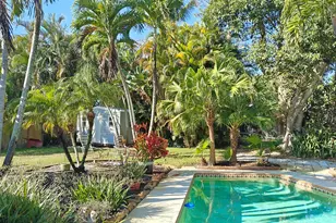 282 SE Edgewood Dr, Stuart, FL 34996 - Photo 8