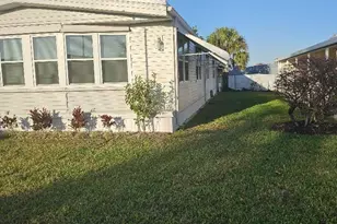 179 NE Emerald Dr, Jensen Beach, FL 34957 - Photo 30