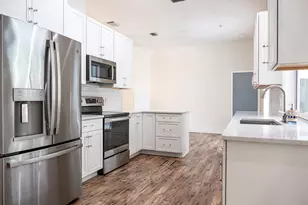 7685 SE Pleasant Ridge Ct, Stuart, FL 34997 - Photo 10