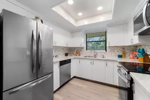 841 SW South River Dr, Stuart, FL 34997 - Photo 8