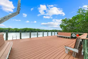 841 SW South River Dr, Stuart, FL 34997 - Photo 36