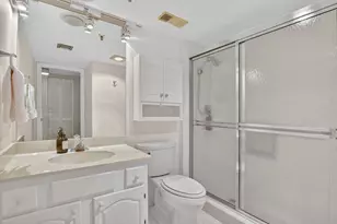 6805 Willow Wood Dr, Boca Raton, FL 33434 - Photo 12