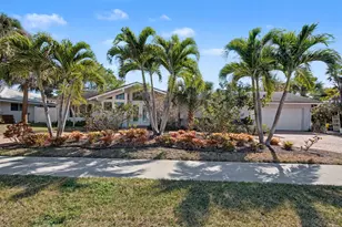 618 Riverside Rd, North Palm Beach, FL 33408 - Photo 2