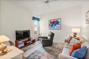 2013 Bedford Dr, Palm Beach Gardens, FL 33403 - Photo 18