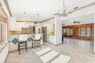 2204 5th Court SE, Vero Beach, FL 32962 - Photo 8