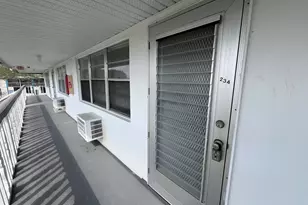 234 Camden J, West Palm Beach, FL 33417 - Photo 4