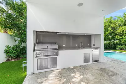 810 Palm Trail, Delray Beach, FL 33483 - Photo 30