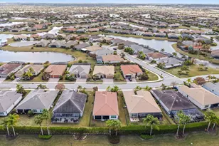 10139 SW Cypress Wood Ct, Port Saint Lucie, FL 34987 - Photo 28