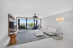 130 Lakeshore Dr, Juno Beach, FL 33408 - Photo 22