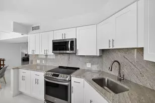 130 Lakeshore Dr, North Palm Beach, FL 33408 - Photo 16