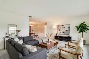 2402 SE Alden St, Port Saint Lucie, FL 34984 - Photo 8