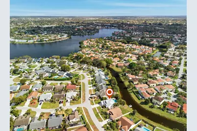 12912 Meadowbreeze Drive, Wellington, FL 33414 - Photo 40