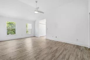 12912 Meadowbreeze Dr, Wellington, FL 33414 - Photo 22