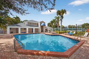 2274 Discovery Cir W, Deerfield Beach, FL 33442 - Photo 16