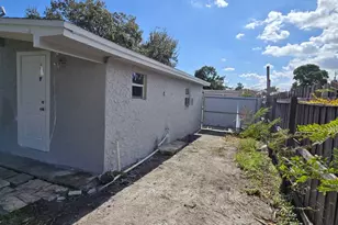 4121 Colt Ln, West Palm Beach, FL 33406 - Photo 24