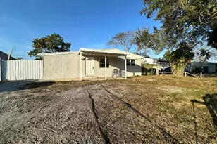 4121 Colt Ln, West Palm Beach, FL 33406 - Photo 2