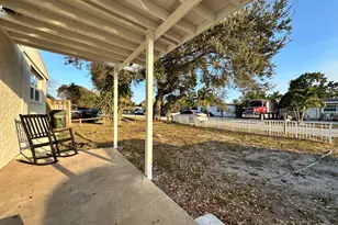 4121 Colt Ln, West Palm Beach, FL 33406 - Photo 4