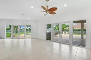 2801 Embassy Dr, West Palm Beach, FL 33401 - Photo 10