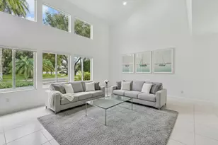 2801 Embassy Dr, West Palm Beach, FL 33401 - Photo 2