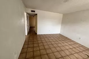 5441 SW 36th St, Hollywood, FL 33023 - Photo 8