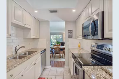 1166 6th Avenue #B7, Vero Beach, FL 32960 - Photo 8