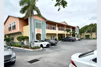 325 NE 2nd Avenue #101, Delray Beach, FL 33444 - Photo 2