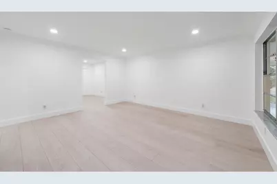 1926 Service Road, North Palm Beach, FL 33408 - Photo 14