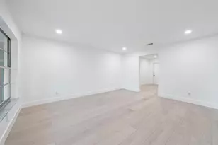 1926 Service Rd, North Palm Beach, FL 33408 - Photo 6