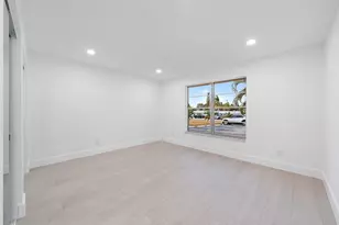 1928 Service Rd, North Palm Beach, FL 33408 - Photo 10