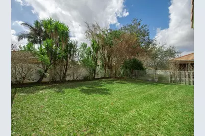 5913 Spring Lake Terrace, Fort Pierce, FL 34951 - Photo 14