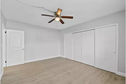 15 S Golfview Road #201, Lake Worth, FL 33460 - Photo 8