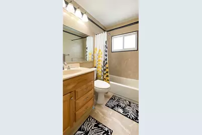 7106 NW 73rd Avenue, Tamarac, FL 33321 - Photo 4