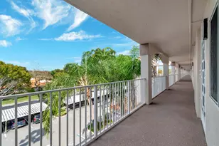 14096 Huntington Pointe Dr, Delray Beach, FL 33484 - Photo 4