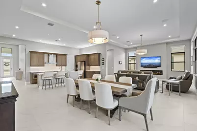 13008 SW Shinnecock Drive, Port Saint Lucie, FL 34987 - Photo 4